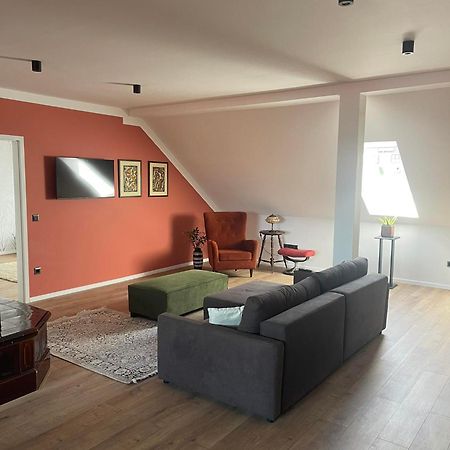 Hotello Apartmanhaz Es Panzio Zalaegerszeg Exterior foto