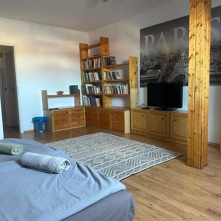 Hotello Apartmanhaz Es Panzio Zalaegerszeg Exterior foto