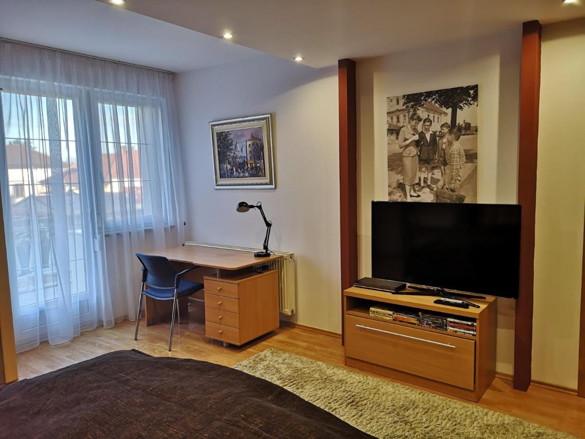 Hotello Apartmanhaz Es Panzio Zalaegerszeg Exterior foto