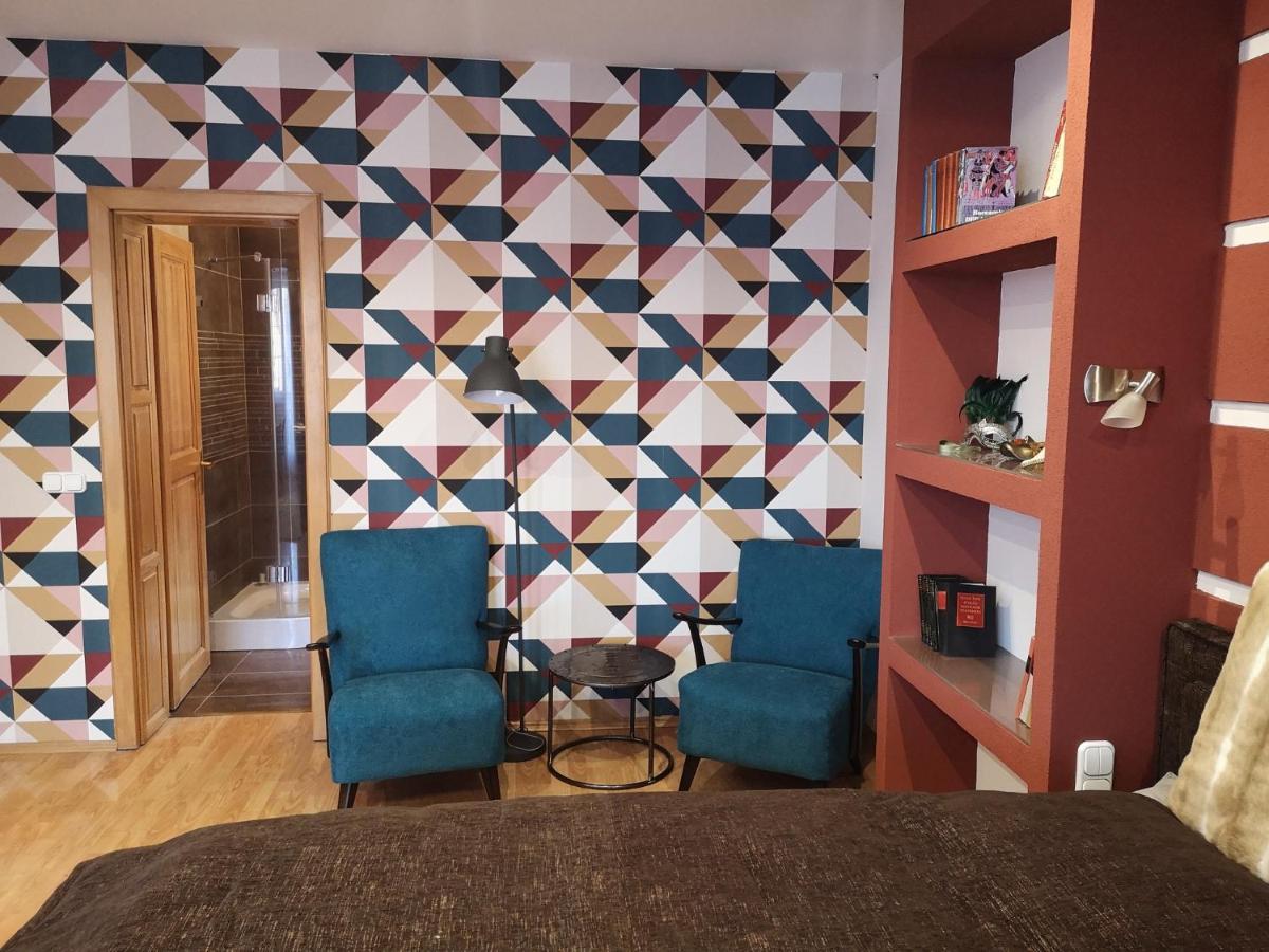 Hotello Apartmanhaz Es Panzio Zalaegerszeg Exterior foto