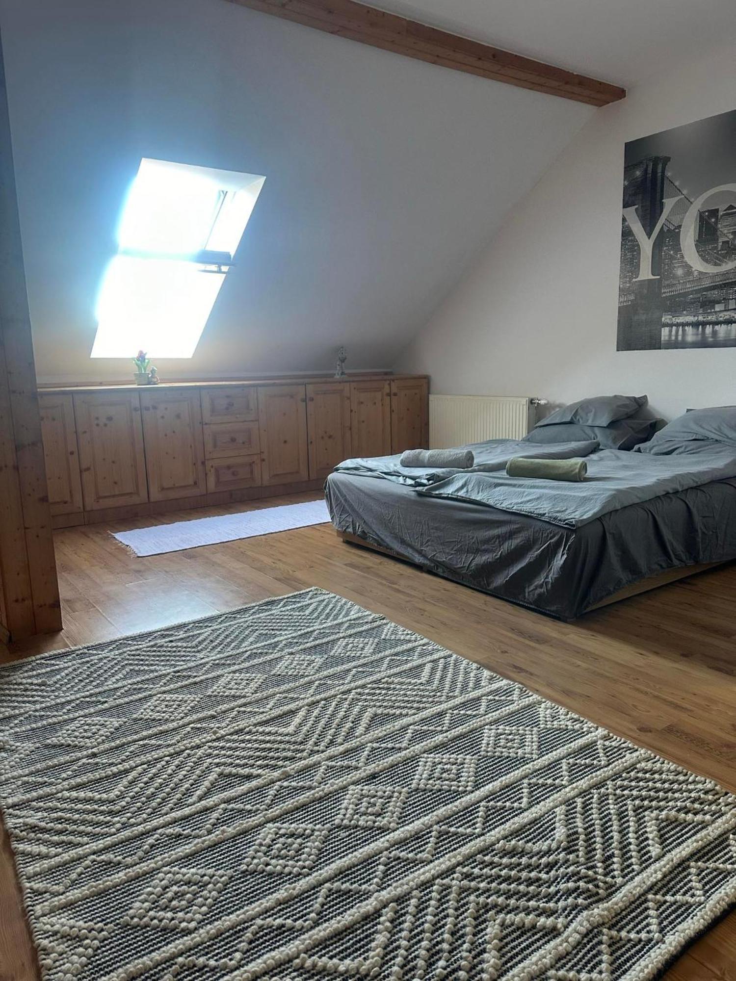 Hotello Apartmanhaz Es Panzio Zalaegerszeg Exterior foto